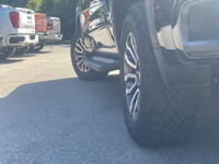Conquer the Rugged Terrain with the 2023 GMC Sierra 1500 AT4: Off-Road Performance Meets Luxurious C... (image 5)