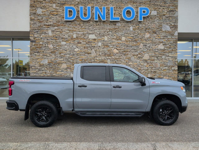 2024 Chevrolet Silverado 1500 LT Trail Boss 4WD Crew Cab 5.75 Fo in Cars & Trucks in Lethbridge