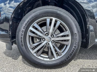 The 2020 INFINITI QX60 Signature Edition AWD is a luxurious and versatile SUV. Featuring a powerful... (image 5)