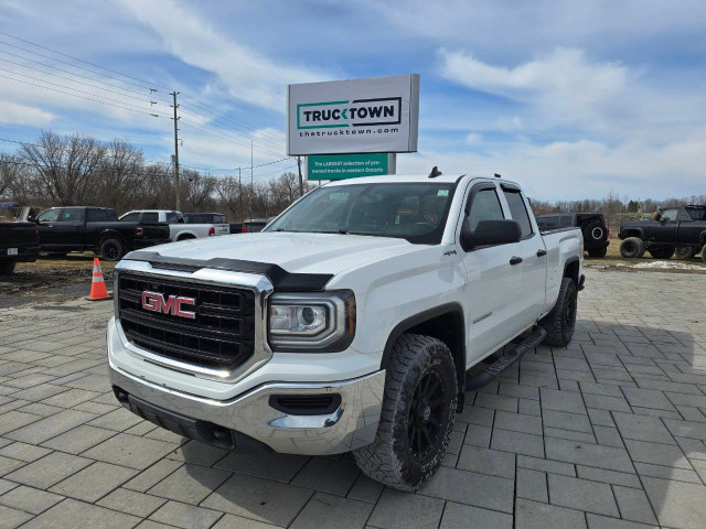 2017 GMC Sierra 1500 in Cars & Trucks in Ottawa