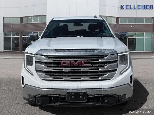2023 GMC Sierra 1500 SLE Crew Cab 4x4 | Clean Carfax in Cars & Trucks in Brandon - Image 9