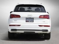 KBB.com Best Buy Awards. This Audi Q5 boasts a Intercooled Turbo Premium Unleaded I-4 2.0 L/121 engi... (image 5)