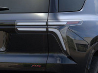Assert your presence on the Calgary roads with the 2025 Chevrolet Traverse RS, cloaked in a sleek Mo... (image 2)