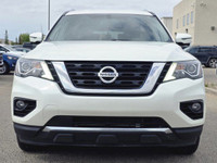 Your Grande Prairie Chrysler store just took in this vehicle! It is either in transit or freshly tra... (image 5)