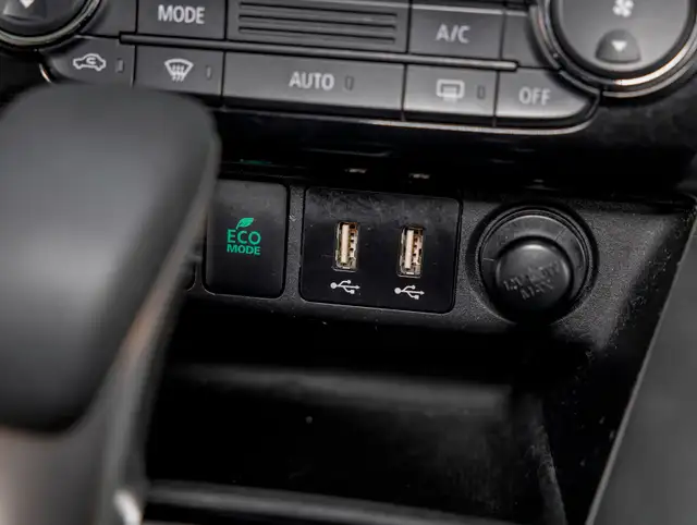 2022 Mitsubishi ECLIPSE CROSS ES 4X4 *SIEGES CHAUFF* CARPLAY BLU in Cars & Trucks in Laurentides - Image 23