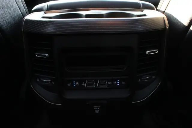2019 RAM 1500 dans Autos et camions dans Région d’Oakville/Halton - Image 31
