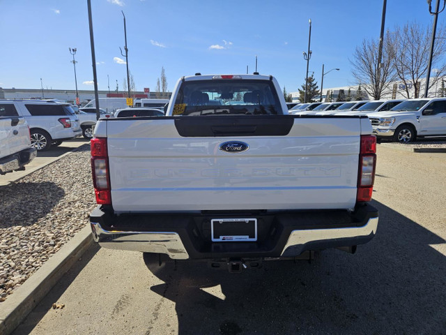  2022 Ford Super Duty F-350 SRW XL in Cars & Trucks in St. Albert - Image 4