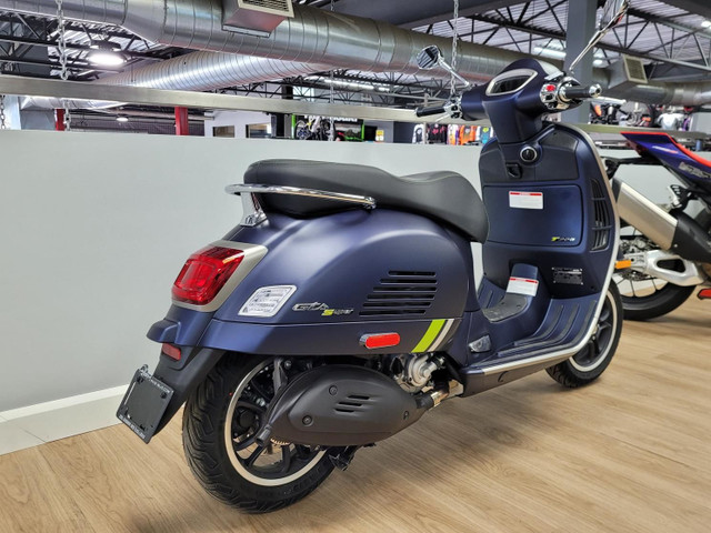 2023 Vespa GTS 300 SUPER TECH in Scooters & Pocket Bikes in Lévis - Image 3