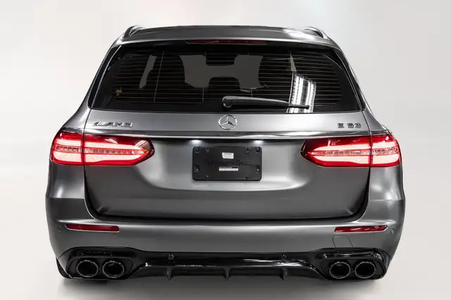 2020 Mercedes-Benz E53 4MATIC+ Wagon | Premium | Night | AMG Con in Cars & Trucks in City of Montréal - Image 9