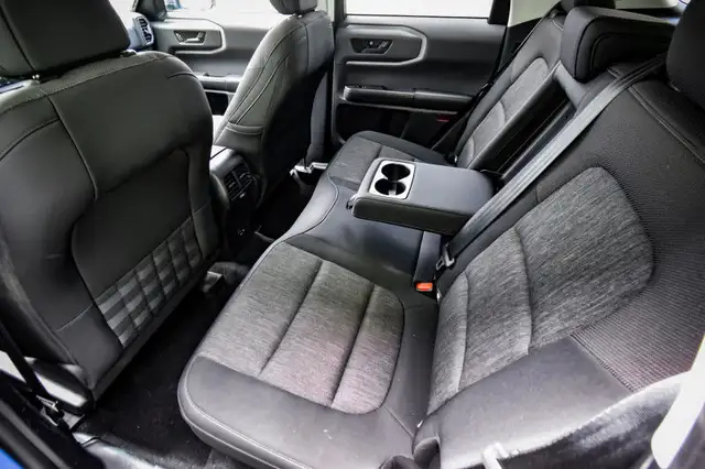 2022 Ford Bronco Sport Big Bend • LOW MILEAGE • HEATED SEATS • C dans Autos et camions dans Cornwall - Image 30