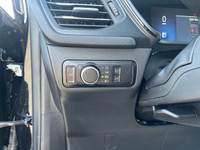 Recent Arrival! AWD, 4-Way Manual Passenger Seat, 6 Speakers, 8-Way Power Driver Seat, Adaptive Crui... (image 8)