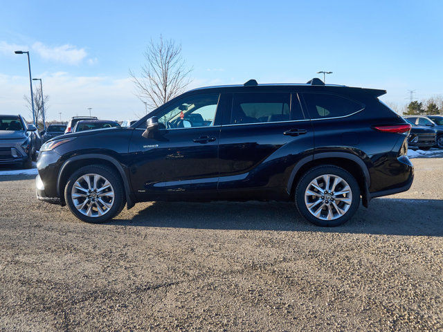 2020 Toyota Highlander Hybrid Limited | AWD | Sunroof in Cars & Trucks in Edmonton - Image 2