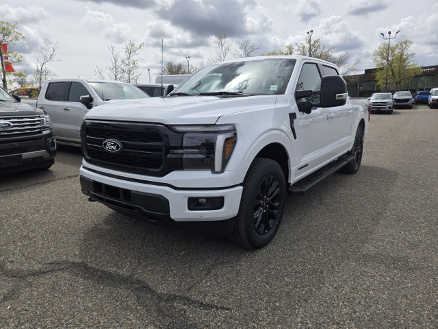 2025 Ford F-150 LARIAT | BLACK APP PKG | MOBILE OFF PKG | TOW PK in Cars & Trucks in Calgary - Image 4