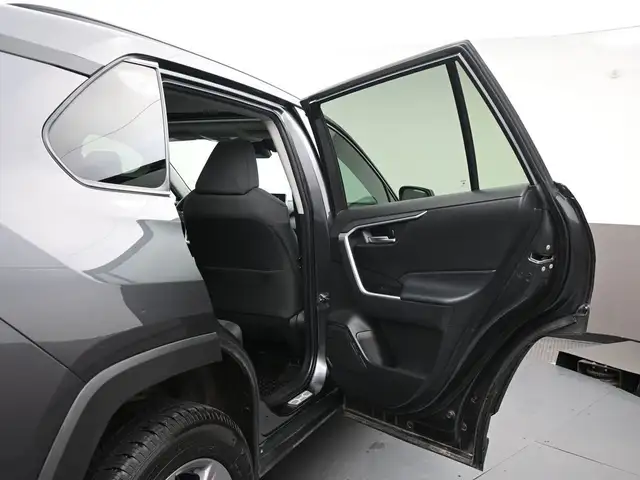 2023 Toyota RAV4 XLE in Cars & Trucks in City of Halifax - Image 23