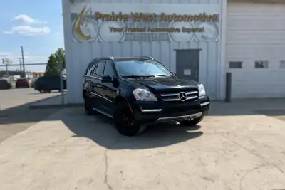 2012 Mercedes-Benz GL-Class GL 350 BlueTEC Call or text us at 306-380-6163 to schedule a test drive...