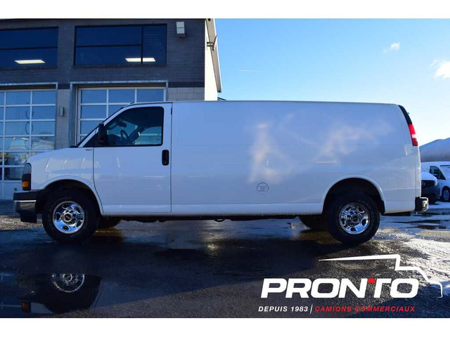 2018 GMC Savana Cargo Van 3500 ** 6.0L ** ALLONGER ** Attache re in Cars & Trucks in Laval / North Shore - Image 4