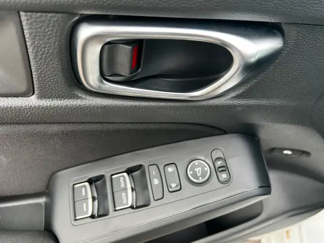 2025 Honda Civic LX **GREAT FUEL ECONOMY**FRONT AND REAR COLL... in Cars & Trucks in Grande Prairie - Image 9