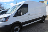 FREE CARFAX REPORT AVAILABLE T-350 148in. MED RF 9500 GVWR SLIDING RH DR 2 PASSENGER CRUISE CONTROL... (image 6)
