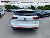Power Liftgate, Heated Steering Wheel, Heated Seats, Satellite Navigation, Aluminum Wheels! This 202... (image 5)
