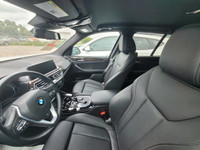 *Heated Seats, Synthetic Leather Seats, Apple CarPlay, Navigation, Heated Steering Wheel!* Rugged an... (image 3)