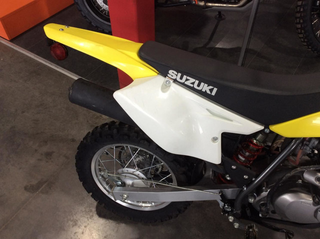 2020 Suzuki DR-Z125 DR-Z 125 in Dirt Bikes & Motocross in Lévis - Image 4