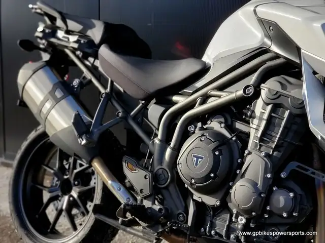 2017 Triumph Tiger Explorer XRX Crystal White in Street, Cruisers & Choppers in Oshawa / Durham Region - Image 17