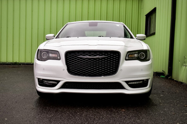 2022 Chrysler 300 Touring L • NAV • HEATED LEATHER • REMOTE STAR in Cars & Trucks in Ottawa - Image 4