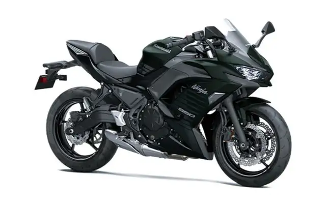 2025 Kawasaki Ninja 650 Black in Street, Cruisers & Choppers in Edmonton - Image 2