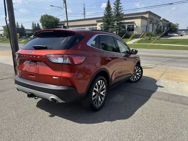 2020 Ford Escape Titanium 2.0L AWD63406569521537123