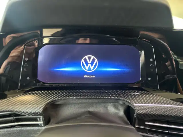 2024 Volkswagen Golf R R Sunroof and Carbon pack in Cars & Trucks in Laval / North Shore - Image 16