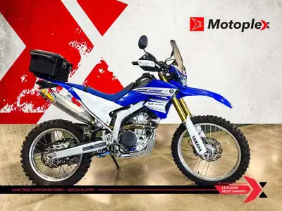 WR250R STREET LEGAL YAMAHA WR250R STREET LEGAL MOTO IDEAL POUR LES AMATEURS D'AVENTURE PROTEGE MAIN...