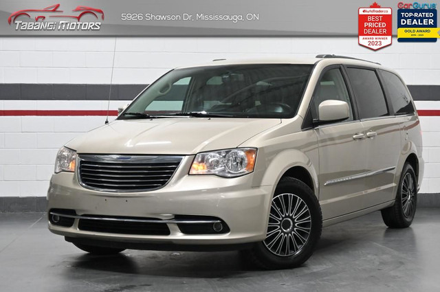 2015 Chrysler Town & Country Touring No Accident Blindspot Backu in Cars & Trucks in Mississauga / Peel Region