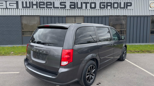 2017 Dodge Grand Caravan SXT Premium Plus in Cars & Trucks in St. Catharines - Image 4