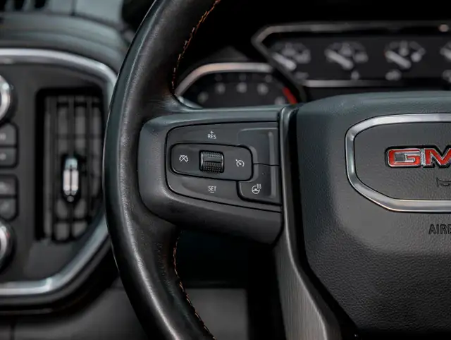 2021 GMC Sierra 1500 AT4 CREW 4X4 V8 *TOIT* NAV CUIR SIÈGES VENT in Cars & Trucks in Laurentides - Image 16