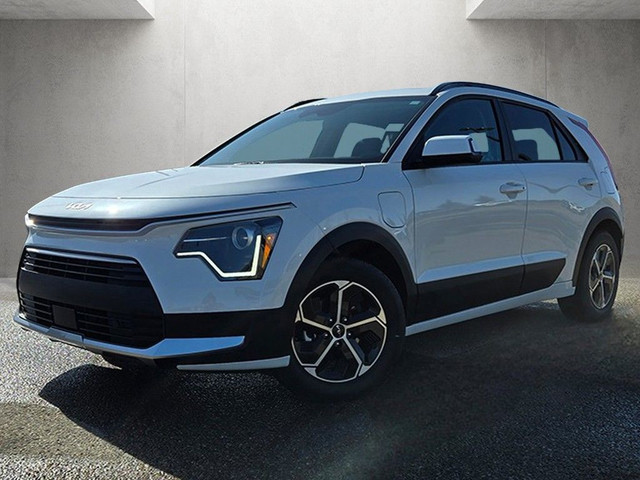 2025 Kia Niro Plug-In Hybrid in Cars & Trucks in Grande Prairie