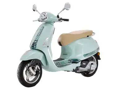 2025 Vespa Primavera 50 Batik RESERVE PAR TELEPHONE Stock limité Réservez votre moto DÈS MAINTENANT!...