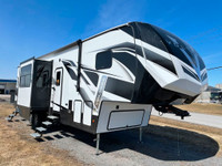  2022 Dutchmen Voltage 3571 Fifth wheel 2022 Dutchmen Voltage 35