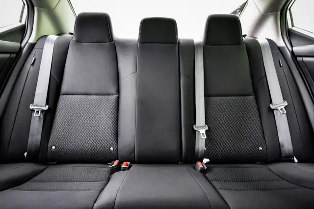 2022 Nissan Sentra S Plus • HEATED SEATS • REAR CAM • CP/AA in Cars & Trucks in Ottawa - Image 31