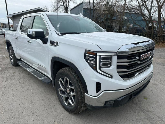  2023 GMC Sierra 1500 4WD Crew Cab 157 SLT - DURAMAX DIESEL in Cars & Trucks in Ottawa - Image 3