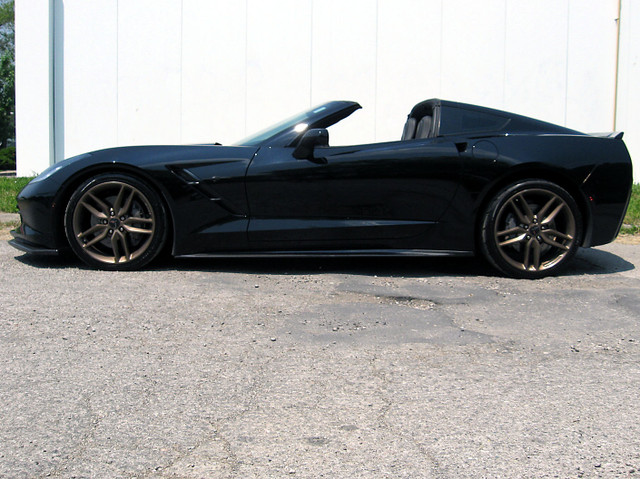 2017 Chevrolet Corvette Z51 3LT+CARBON AEROKIT in Cars & Trucks in City of Toronto - Image 3