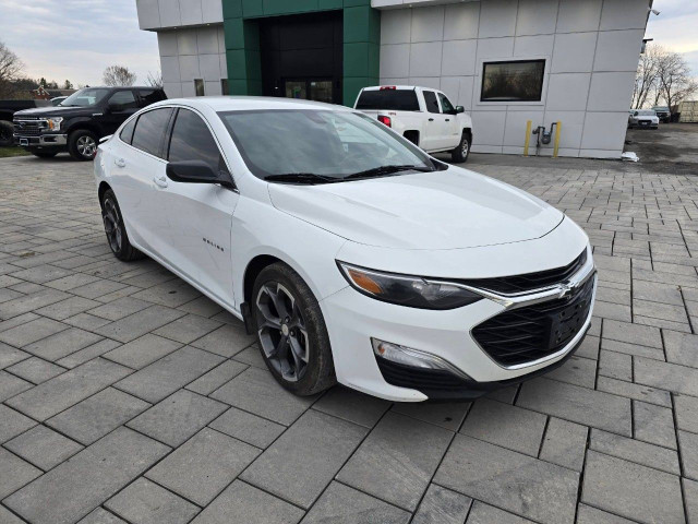 2019 Chevrolet Malibu in Cars & Trucks in Ottawa - Image 3