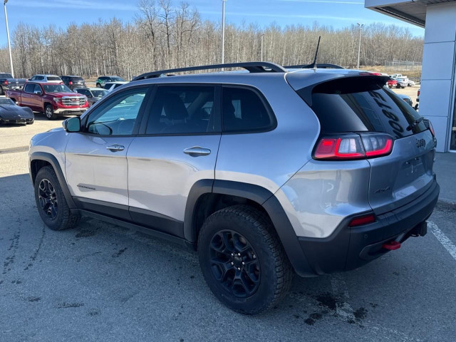2020 Jeep Cherokee Trailhawk in Cars & Trucks in St. Albert - Image 4