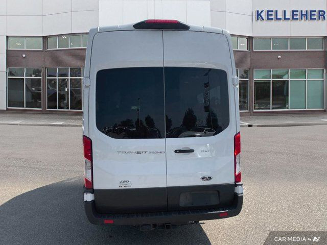 2025 Ford Transit Passenger Wagon XLT in Cars & Trucks in Brandon - Image 4