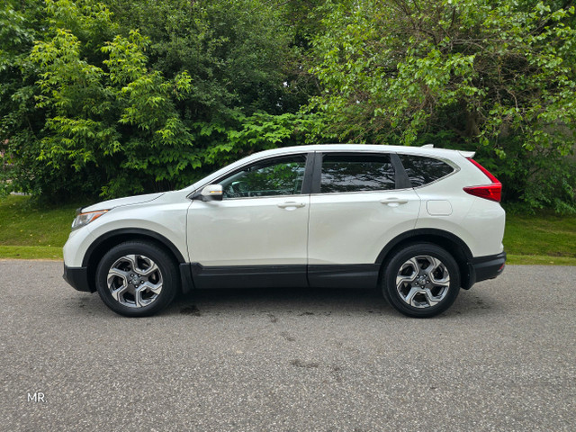 2017 Honda CR-V EXL Road Departure Mitigation (RDM), Leather Hea in Cars & Trucks in City of Toronto