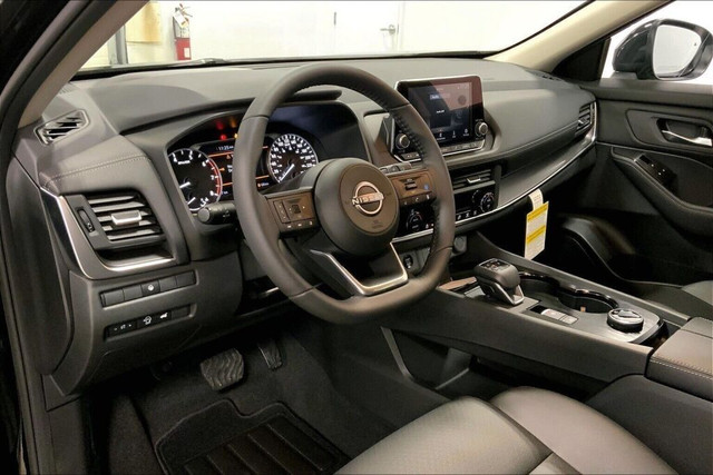 2025 Nissan Rogue SV AWD in Cars & Trucks in Edmonton - Image 4