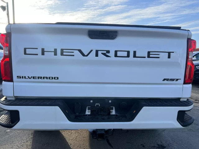 2020 CHEVROLET Silverado 1500 RST in Cars & Trucks in Laval / North Shore - Image 4