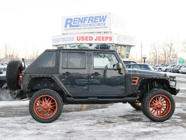 2018 Jeep Wrangler JK Unlimited Altitude 4x4, 35s, Nav,