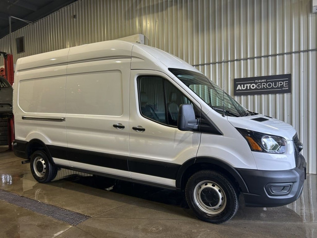 2024 Ford Transit 250 Auto AC Cam High-Roof in Cars & Trucks in Gatineau - Image 4