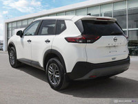 * Intelligent All-Wheel Drive with Terrain Selector * Off-Road and Snow Mode * Intelligent Forward C... (image 2)