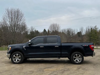 Get ready to elevate your drive with this 2021 Ford F-150 Lariat, where toughness meets premium comf... (image 2)